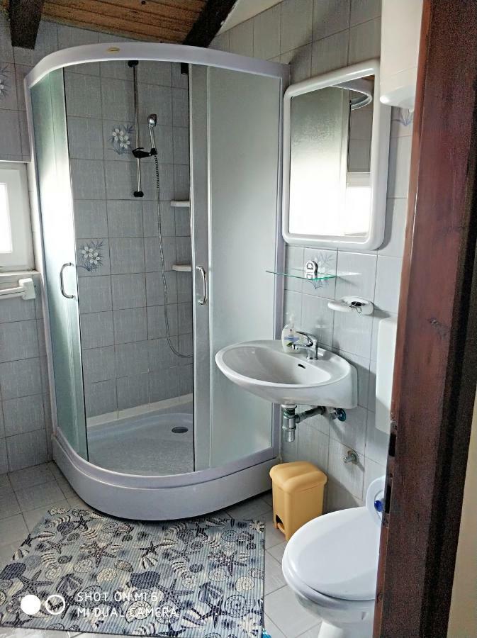 Danica Holiday House Цезарица Екстериор снимка